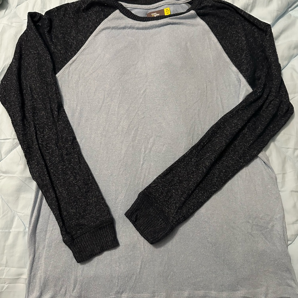 Children's Place Black and Gray Long Sleeve Tee